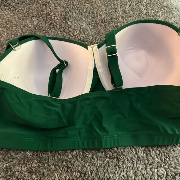 Green Bathing Suit Top Underwire - Picture 6 of 6